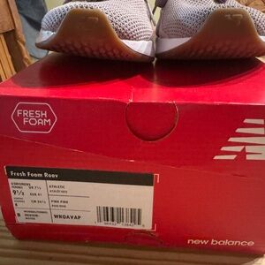 New Balance Fresh Foam Roav in Pink and White Leopard size 9.5 Fresh Foam ROAV